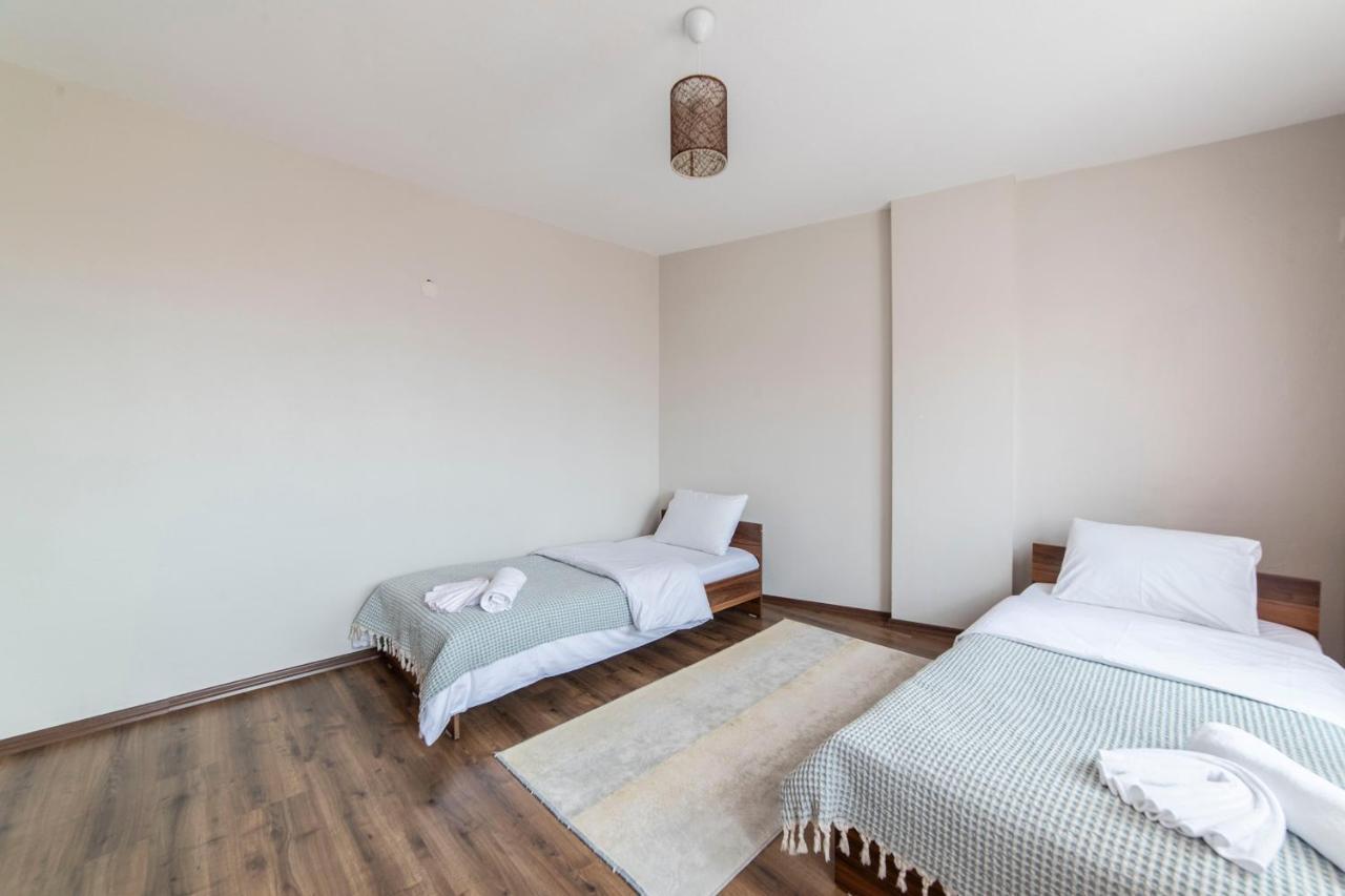 Centrally Located 2 Bedroom Apt With Netflix Bursa Extérieur photo