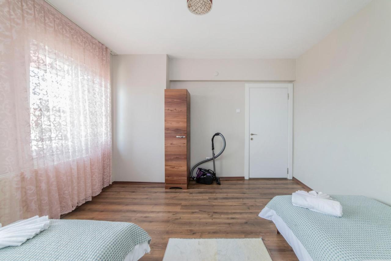 Centrally Located 2 Bedroom Apt With Netflix Bursa Extérieur photo
