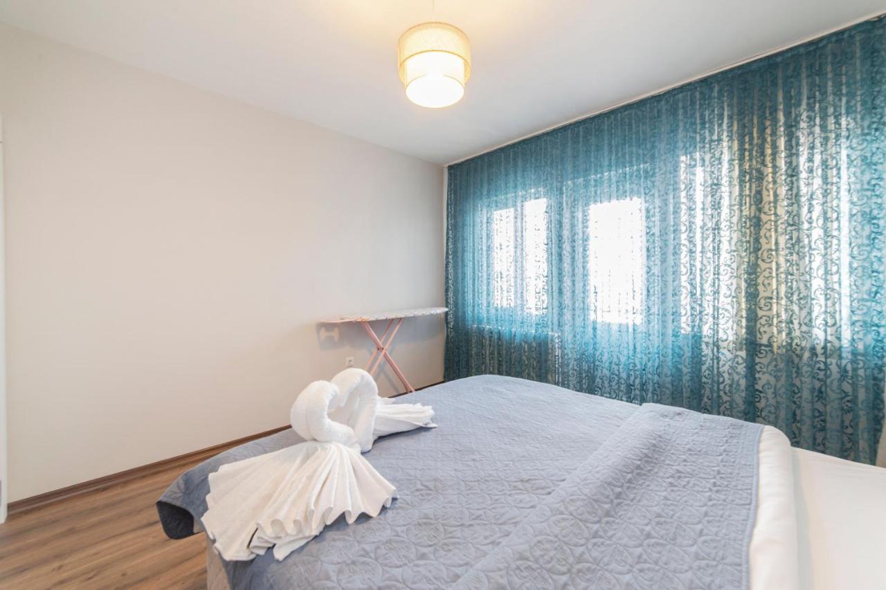 Centrally Located 2 Bedroom Apt With Netflix Bursa Extérieur photo