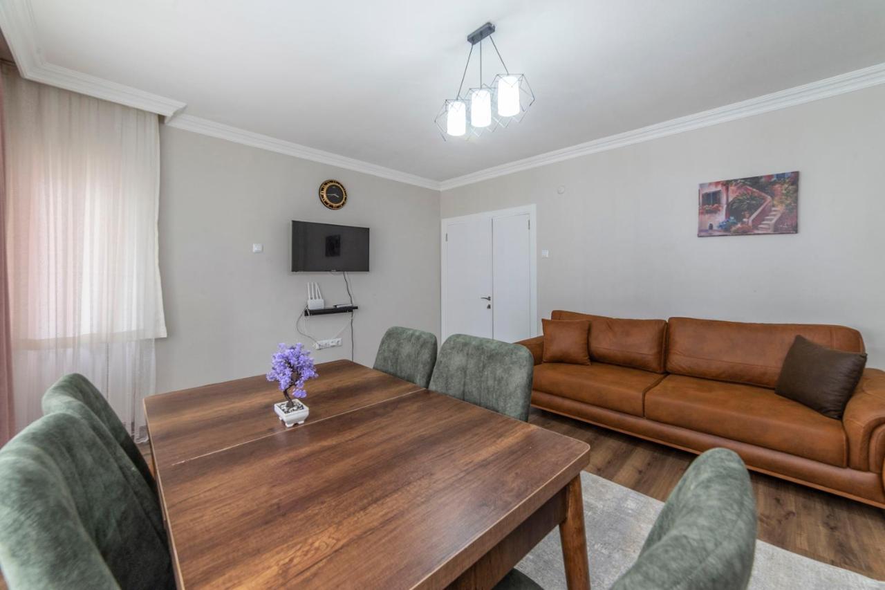 Centrally Located 2 Bedroom Apt With Netflix Bursa Extérieur photo
