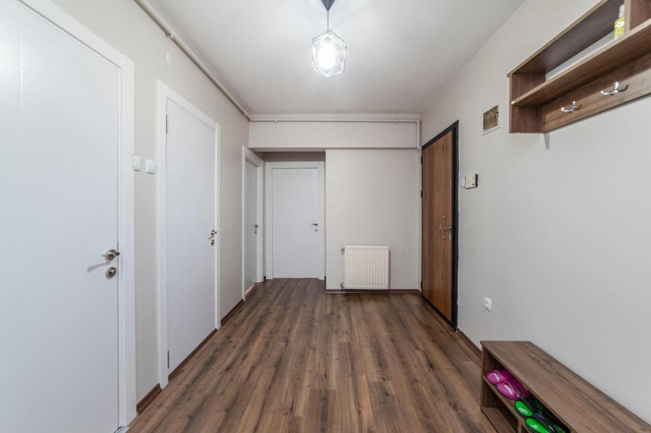 Centrally Located 2 Bedroom Apt With Netflix Bursa Extérieur photo