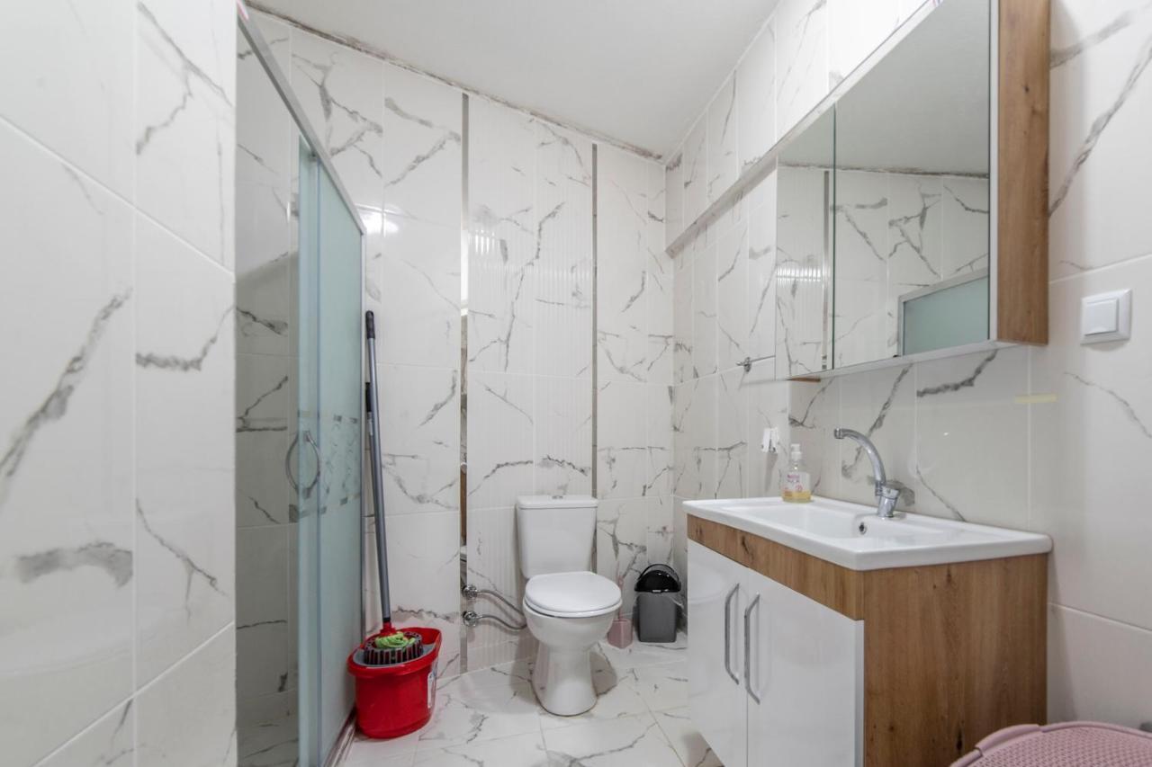 Centrally Located 2 Bedroom Apt With Netflix Bursa Extérieur photo