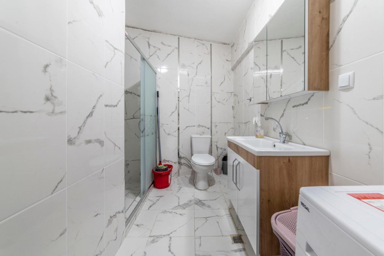 Centrally Located 2 Bedroom Apt With Netflix Bursa Extérieur photo